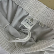 Load image into Gallery viewer, Pantalón Adidas 00&#39;s - M