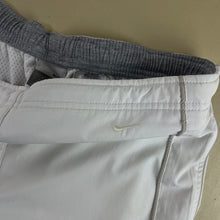 Cargar imagen en el visor de la galería, Pantalón Nike Parachute - M Mujer