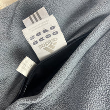 Cargar imagen en el visor de la galería, Chaleco Adidas Reversible 00&#39;s - M