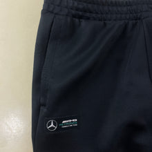 Cargar imagen en el visor de la galería, Pantalón Puma Mercedez AMG F1 - L