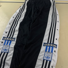 Cargar imagen en el visor de la galería, Pantalón Adidas Track 90&#39;s - L