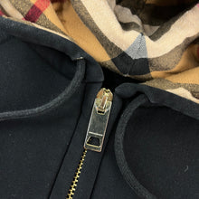 Cargar imagen en el visor de la galería, Chaqueta Hooded Burberry Check Motif - XS Mujer