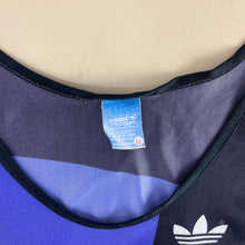 Cargar imagen en el visor de la galería, Camiseta Adidas 80&#39;s - M