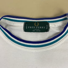 Cargar imagen en el visor de la galería, Camiseta Fred Perry - L