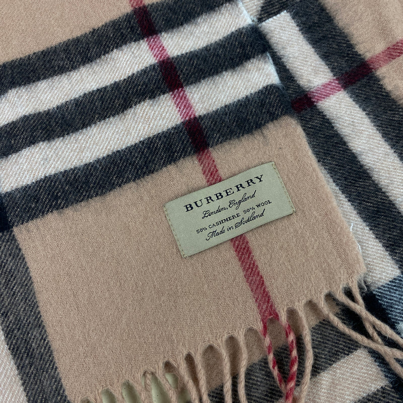 Bufanda Burberry Classic Check Cashmere Beige