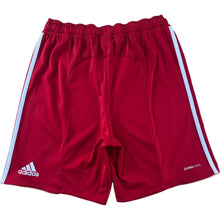 Cargar imagen en el visor de la galería, Pantalón Adidas Liverpool FC - M