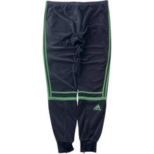 Cargar imagen en el visor de la galería, Pantalón Adidas Challenger - M