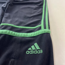 Cargar imagen en el visor de la galería, Pantalón Adidas Challenger - M
