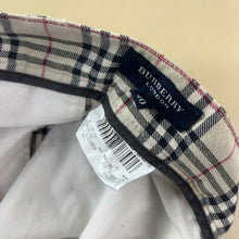Cargar imagen en el visor de la galería, Pantalón De Pinza Corto Burberry Check Classic Pattern - S