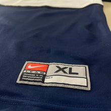 Cargar imagen en el visor de la galería, Camiseta Sporty Nike 90&#39;s - S