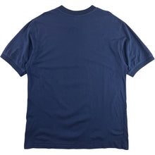 Cargar imagen en el visor de la galería, Camiseta Nike Central Swoosh - L