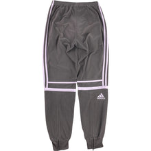 Cargar imagen en el visor de la galería, Pantalón Adidas Challenger 00&#39;s - XS
