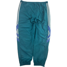 Cargar imagen en el visor de la galería, Pantalón Adidas Parachute - L