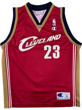 Load image into Gallery viewer, Camiseta Cleveland James Lebron - XS